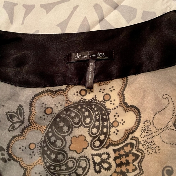 Daisy Fuentes set Sheer blouse with wrap - Picture 5 of 8